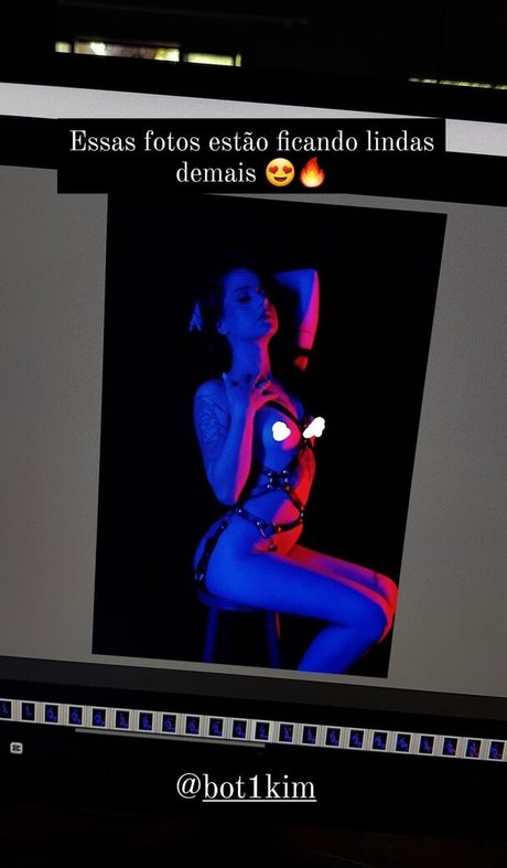 artealtkim model erotic pic