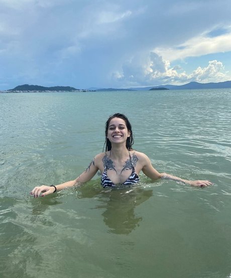 artealtkim pretty actress pics