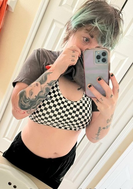 lvl99 sincubus model sexy galleries