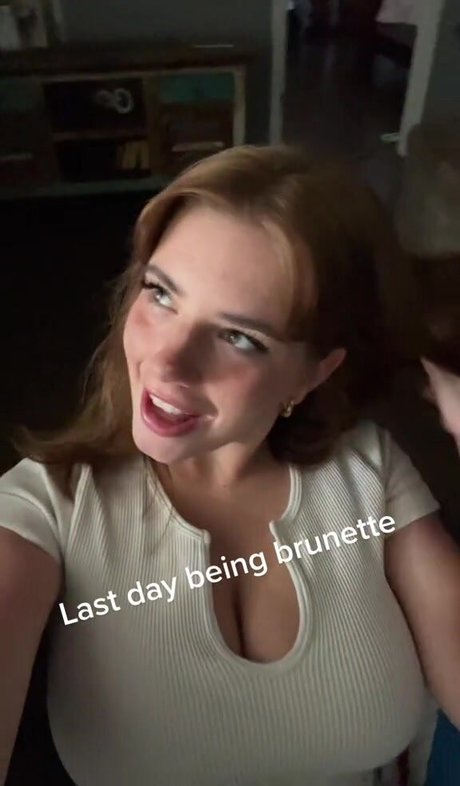 Haley Z erotic star photo