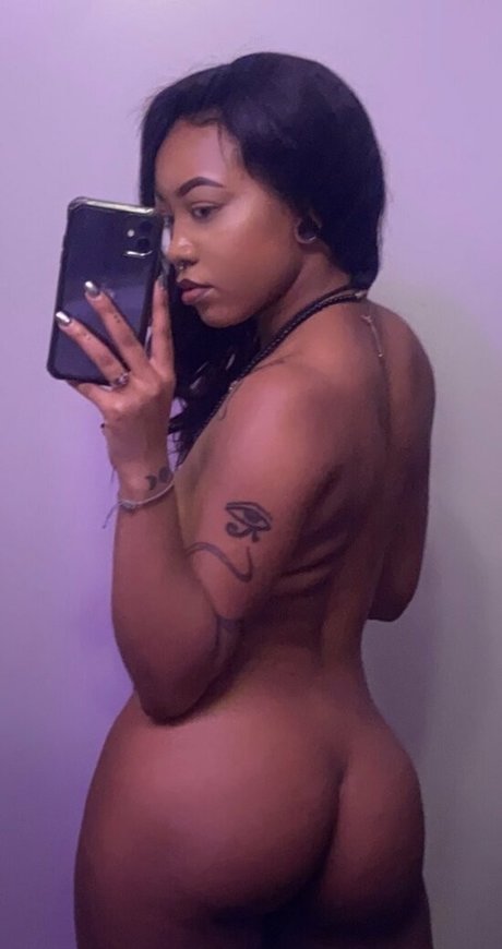 chanelmcqueen star top picture