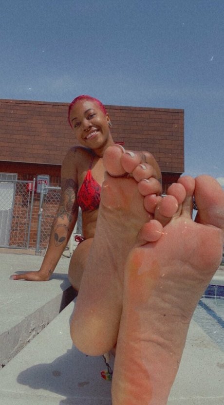 chanelmcqueen sex star pics