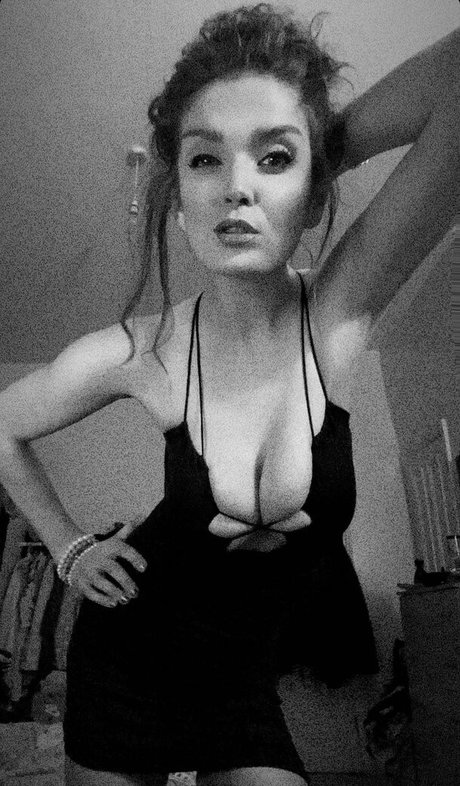 Ivankanottrump star erotic pics