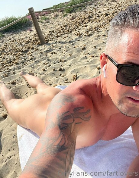 fartlovers model high quality pic