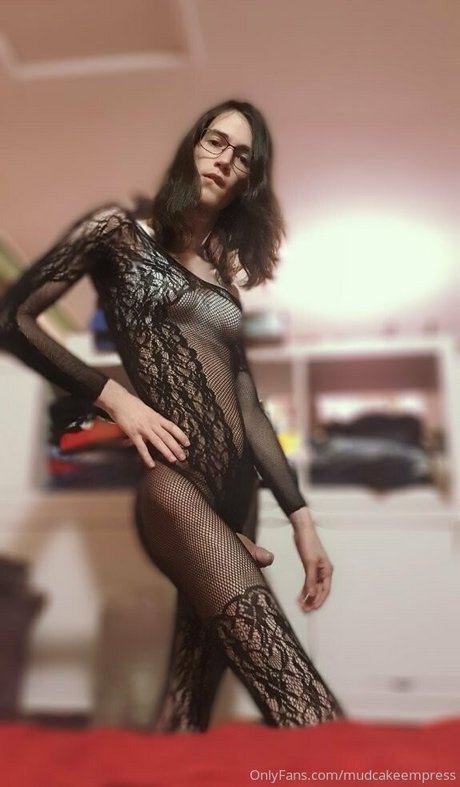 mudcakeempress Profile pic