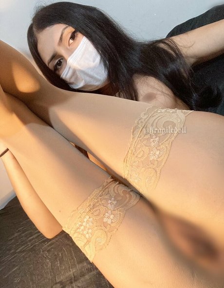 ffragiledoll top model photos