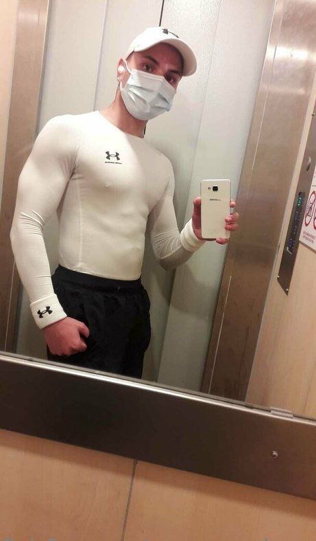 youngmusclegrowingboy star nice photo