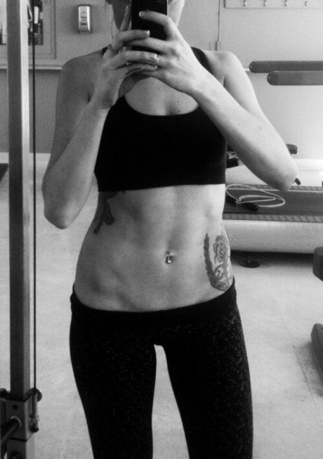 thai pussy onlyfans top image