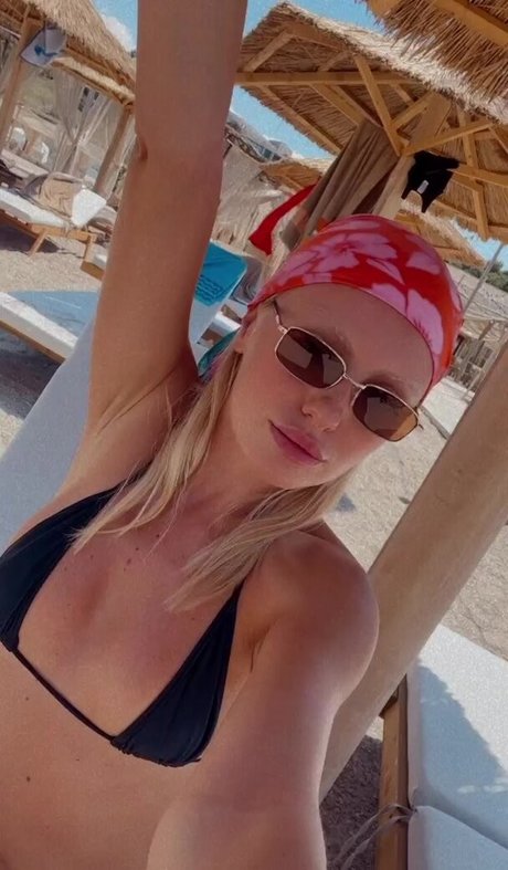 Alexandra Stan best model pictures