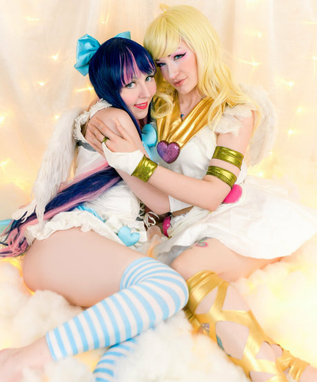 vailewdfree model adult img