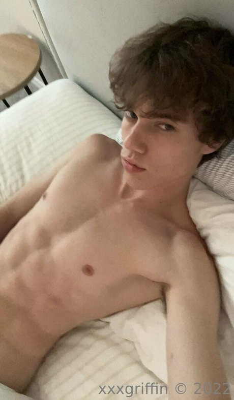 xxxgriffin erotic model pic