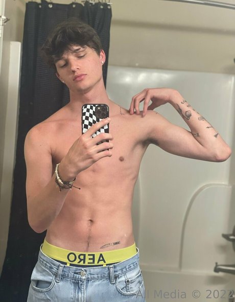 notgavinn naked star photo