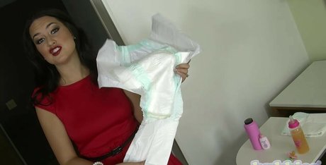 Winona West star free pic