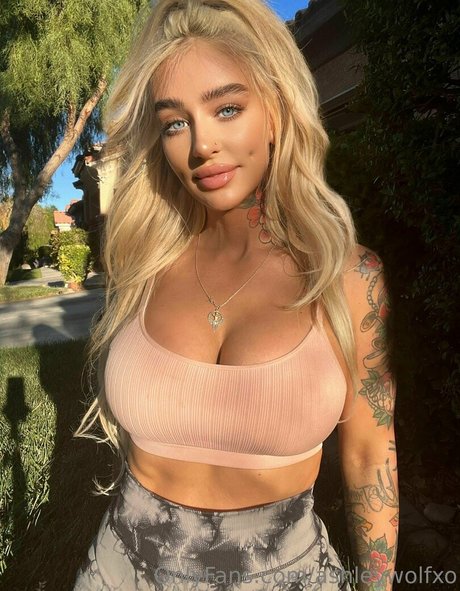 ashleywolfxo pornstar xxx photo