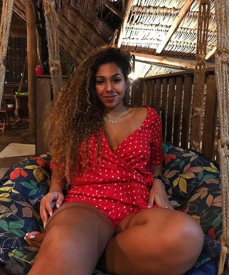 Meninas De Fortaleza nude model image