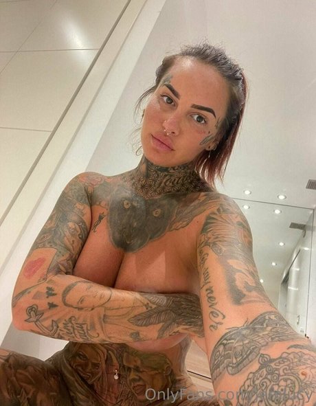 jemlucy pornstar nude picture