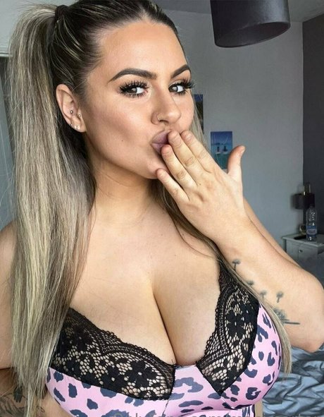 anime girls onlyfans hd images