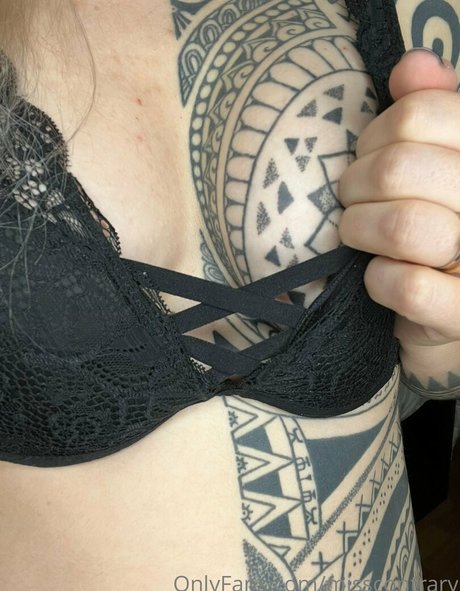 misscontrary free model erotic archive