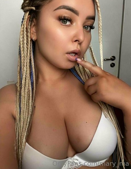 curvy girls onlyfans pornographic archive