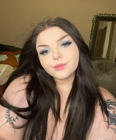 biggmilkkk art pornstar photo