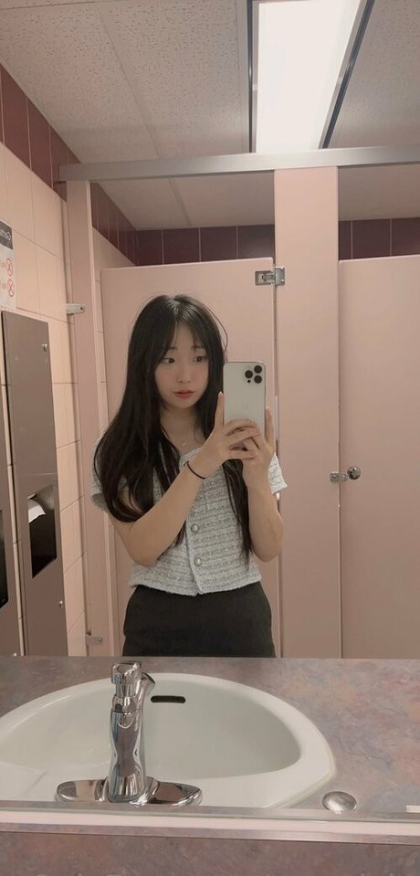 curvy girls onlyfans hot sexy photo