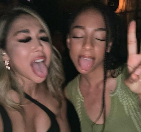 Amala Ekpunobi art actress galleries