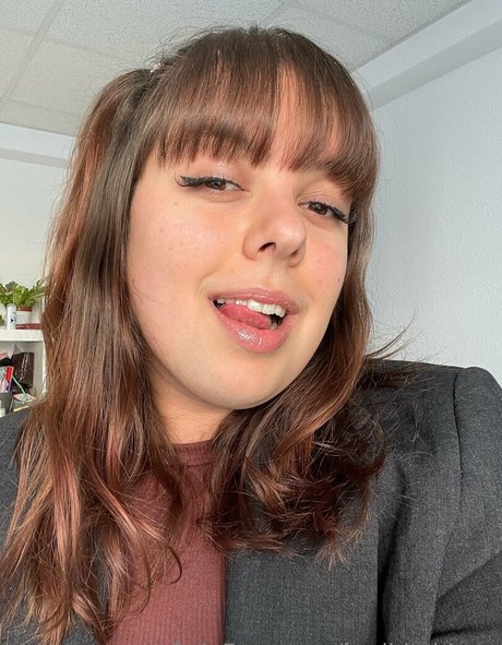 badbitchkaty erotic actress archive