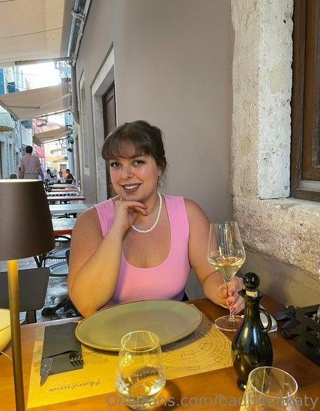 badbitchkaty model erotic image