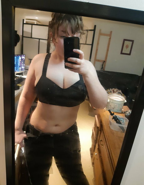 grrraves naked pornstar gallery