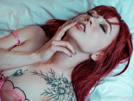 evarayfree model porn image