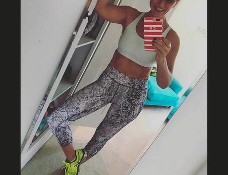 Davina McCall model erotic photos