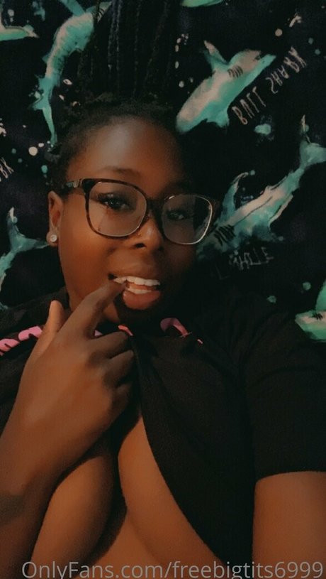 freebigtits6999 porn actress img