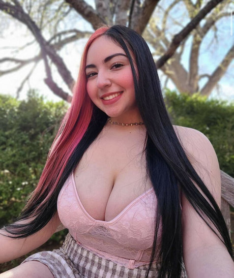 melodyloyuh adult model pictures