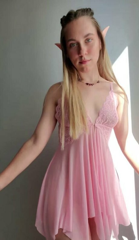 sospicyblog model erotic picture