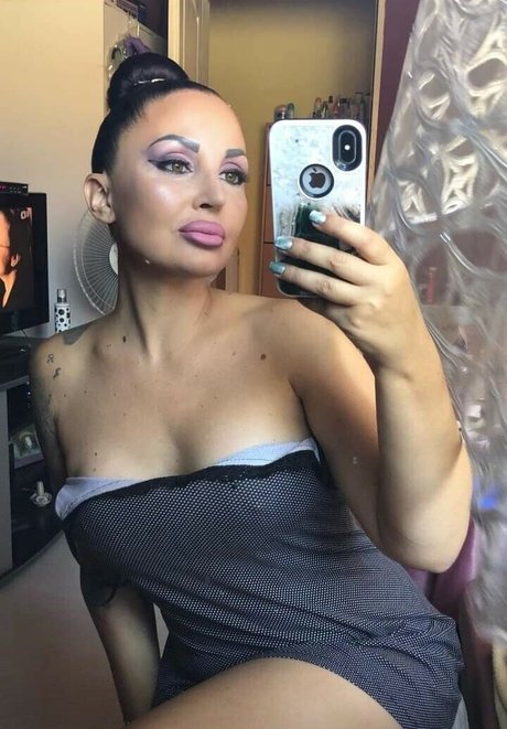 Leskovac erotic actress photo