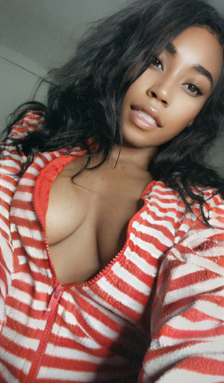 aprilraeee pornographic star archive