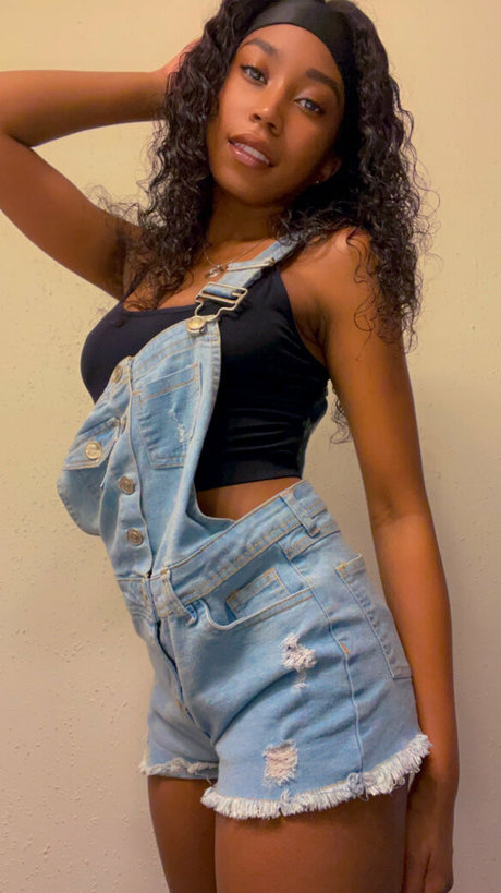 chubby redhead onlyfans pornographic pic