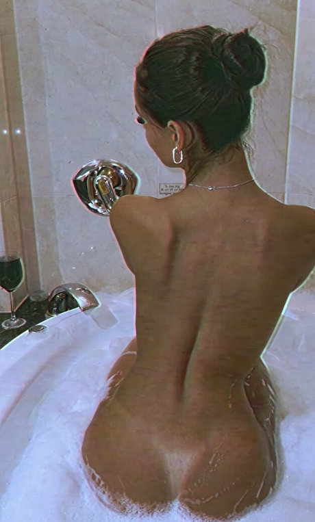 Sineeaadd model beautiful pic