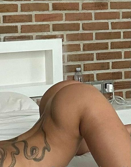 blonde yoga onlyfans best pic