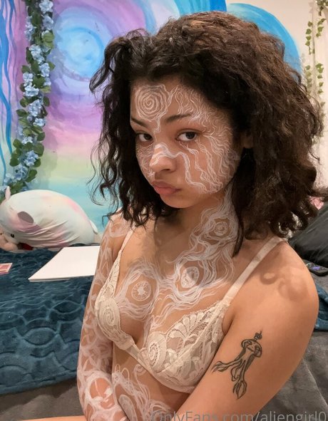 aliengirl0 art actress archive