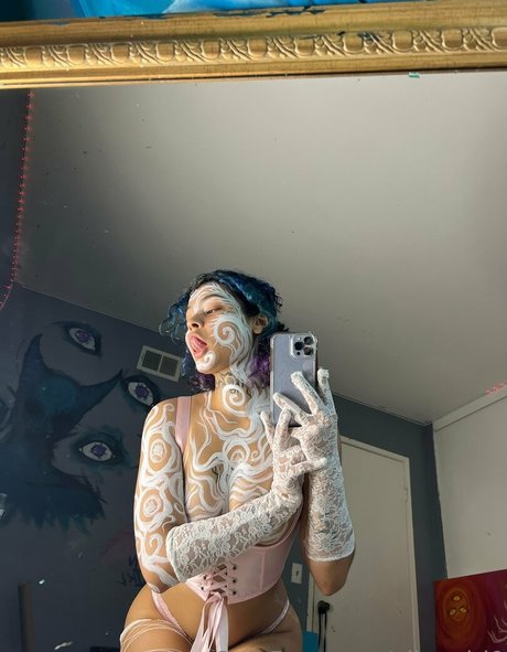 aliengirl0 art star images