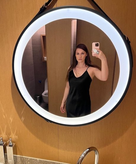 mom daughter onlyfans free photos