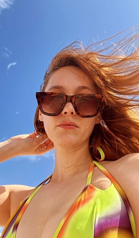 lesbian feet onlyfans naked archive