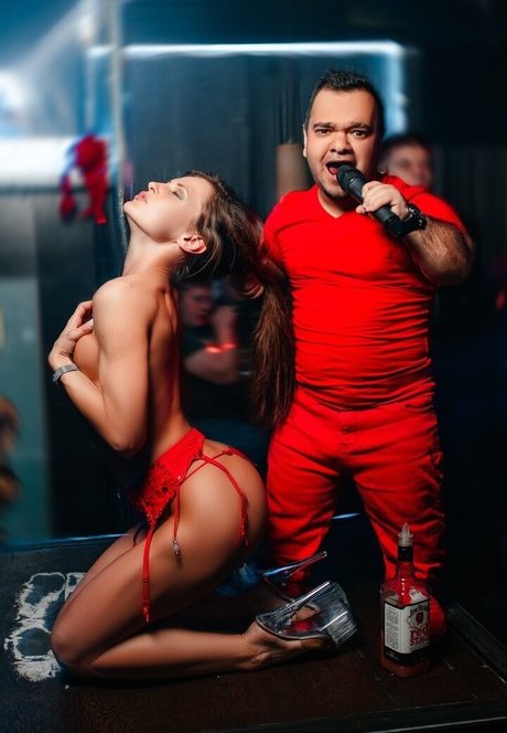 Gogo Stripper model beautiful pictures