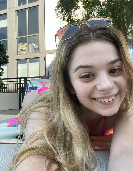 maybemollyy pornstar exclusive photo