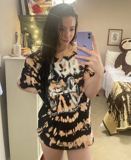 babysitter onlyfans beautiful naked photos