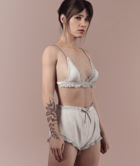 huge shemale onlyfans top pic