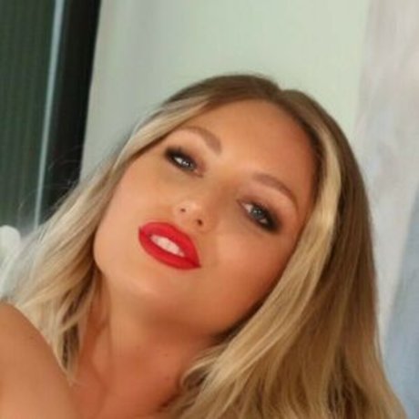 Kayley Gunner xxx model galleries