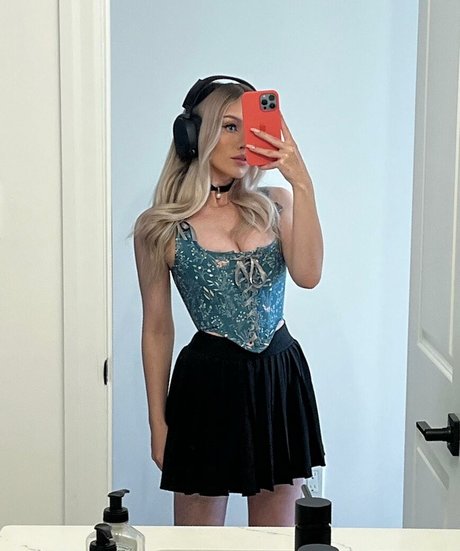 Emerome art pornstar archive