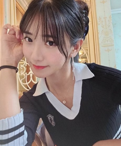 jinnytty perfect actress image